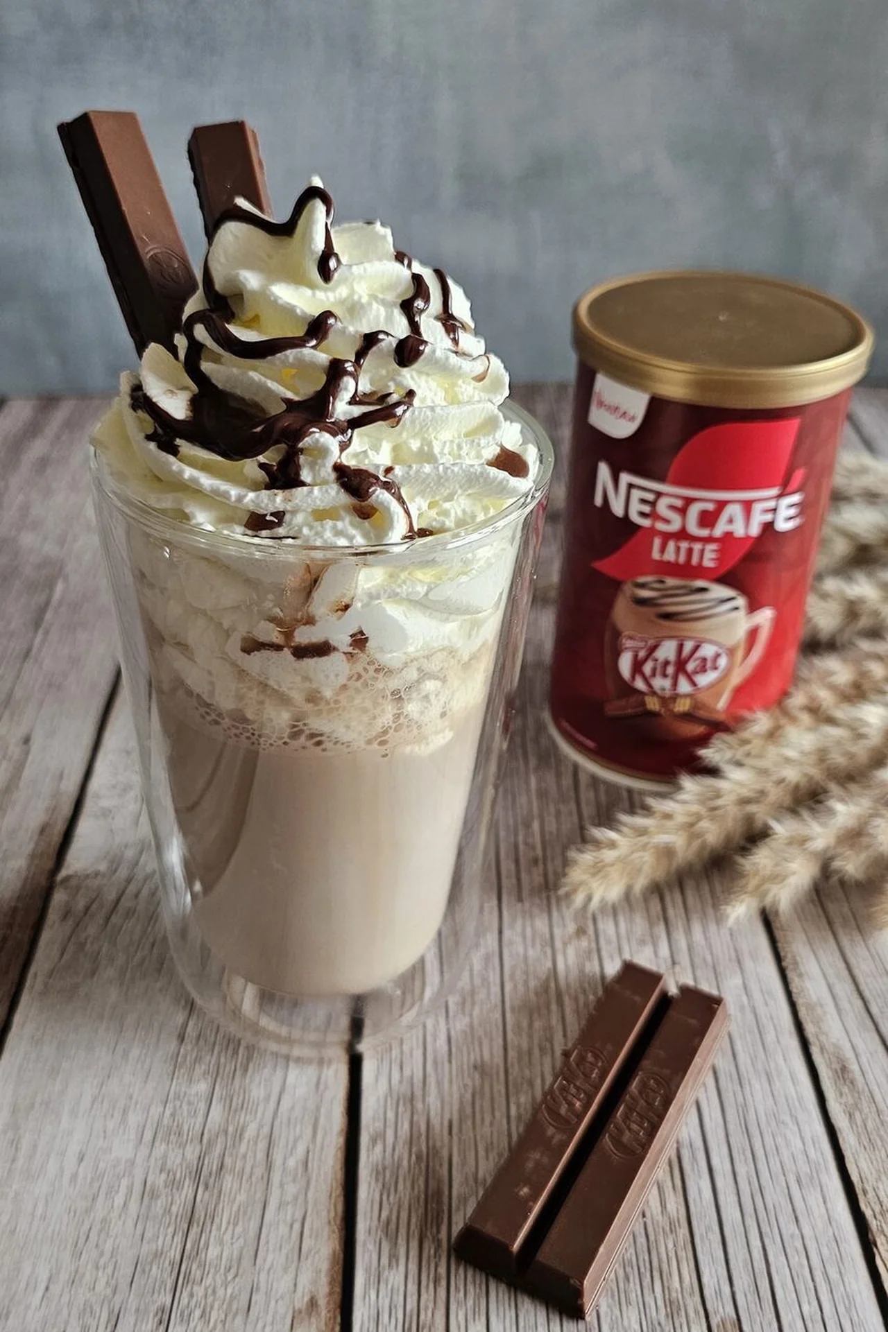 Latte kit kat