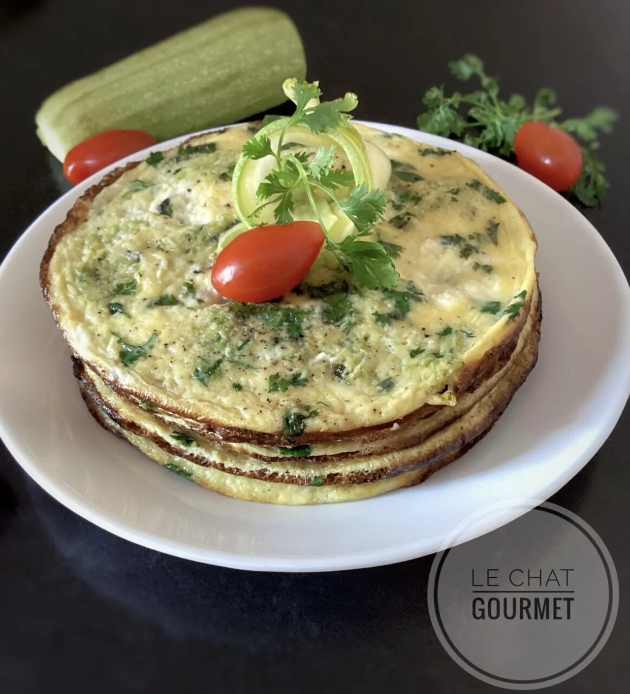 Mini-omelettes courgettes, coriandre et chèvre