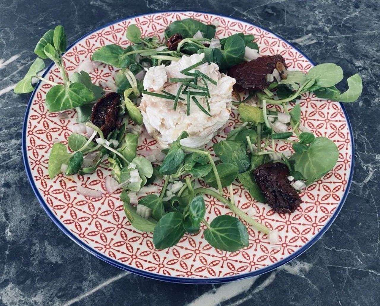 Filet de bar en salade