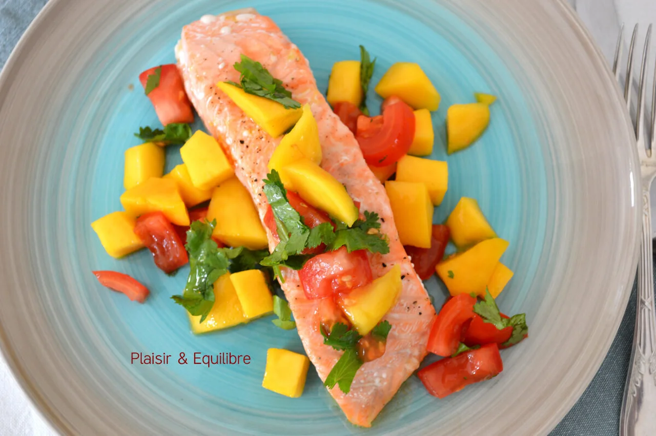 Saumon et salsa à la mangue