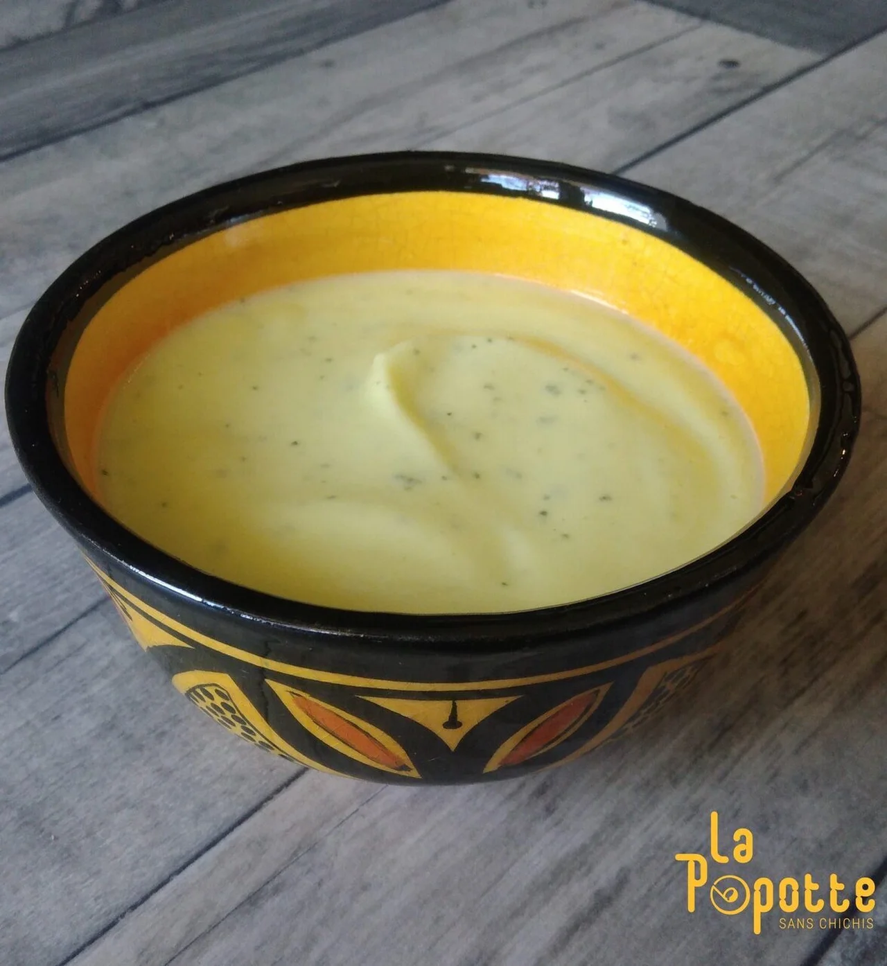 Soupe froide de courgette, chèvre frais
