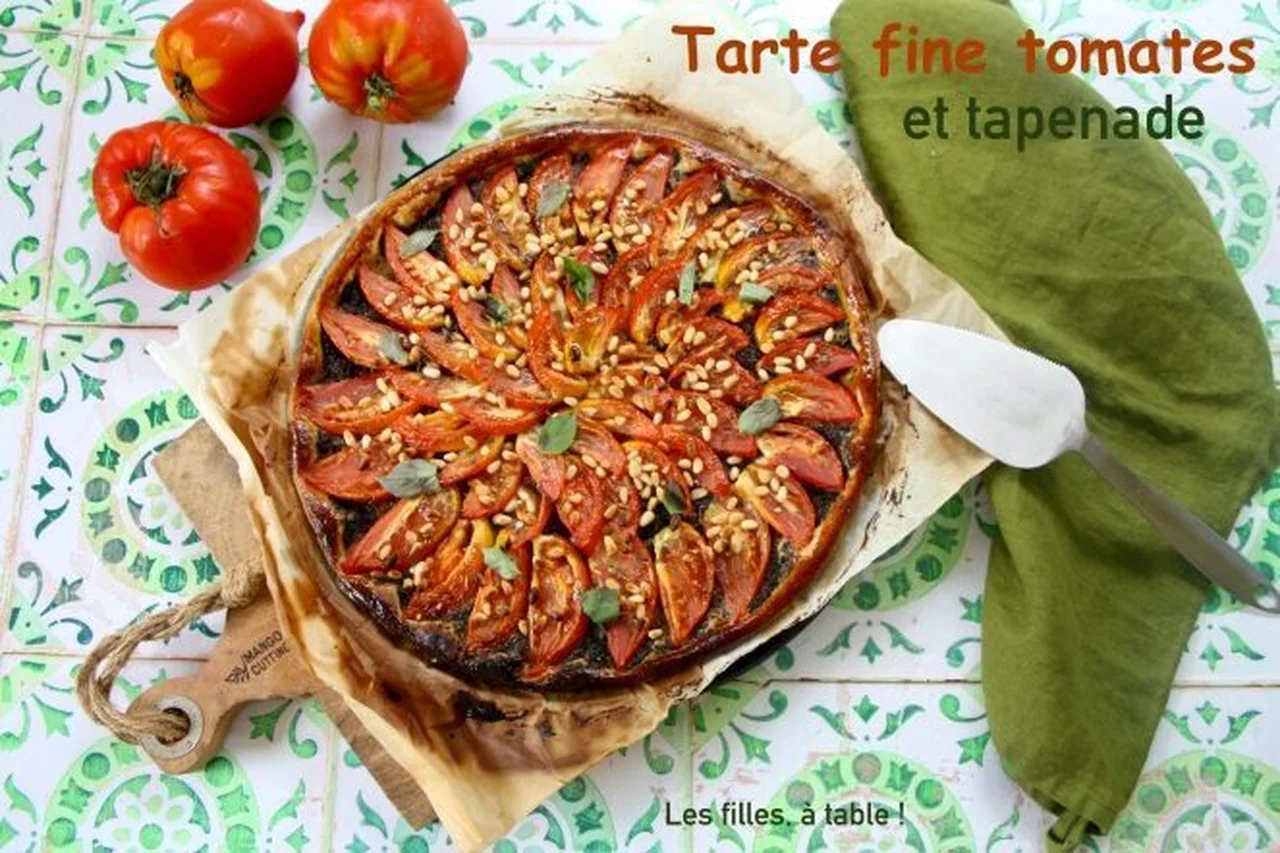 Tarte fine aux tomates et à la tapenade