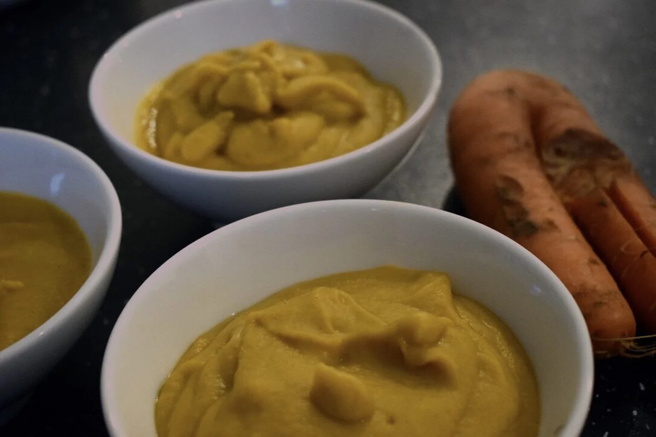 Soupe carottes, haricots blancs et orange