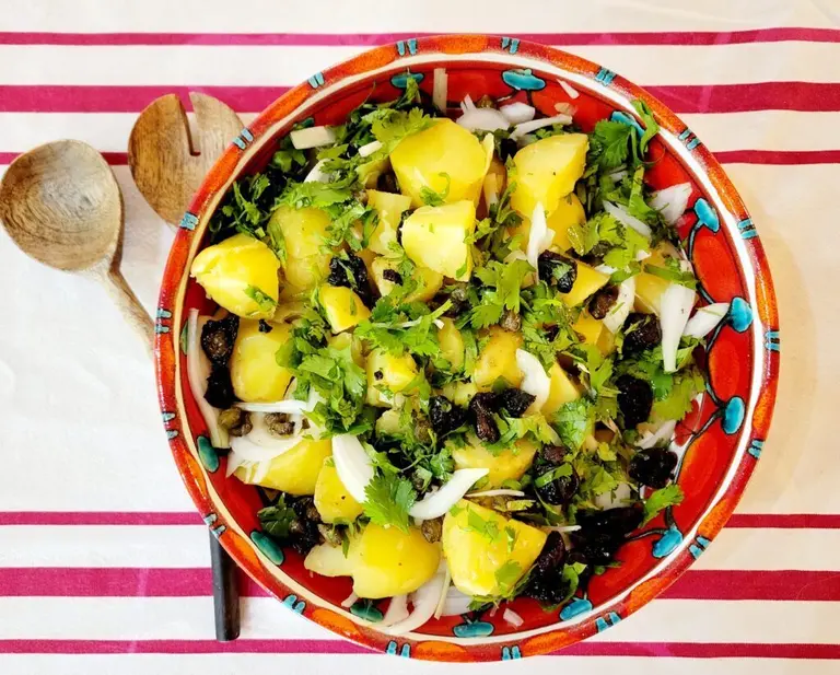 Salade de pommes de terre chypriote