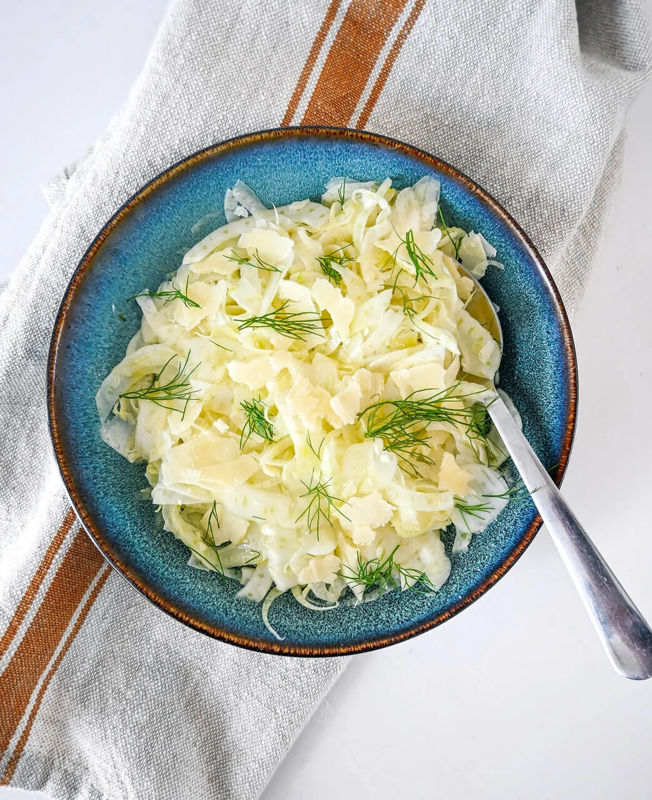 Salade de fenouil simple
