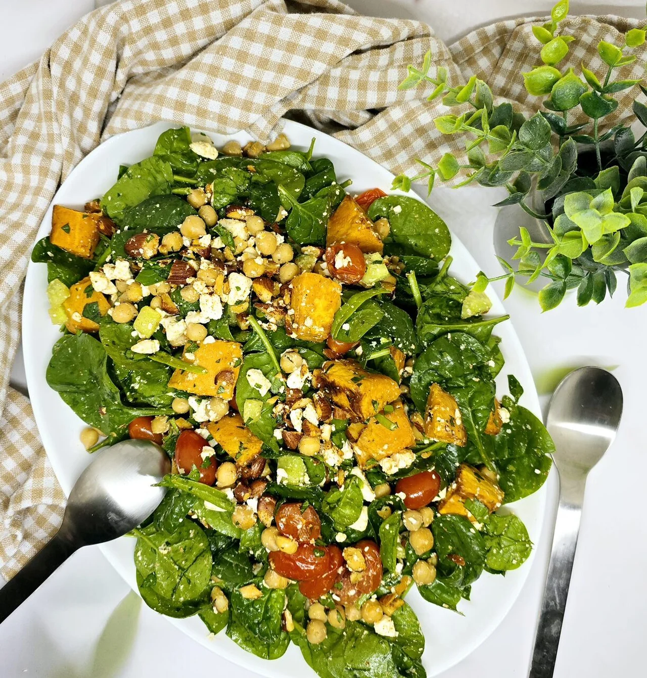 Salade de patates douces, amandes et feta