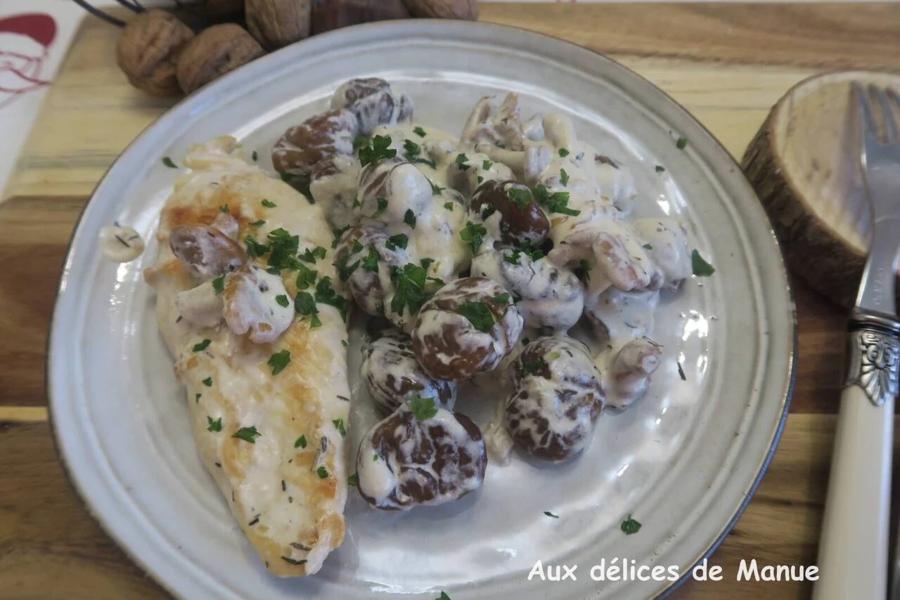 Blanc de poulet aux girolles et châtaignes