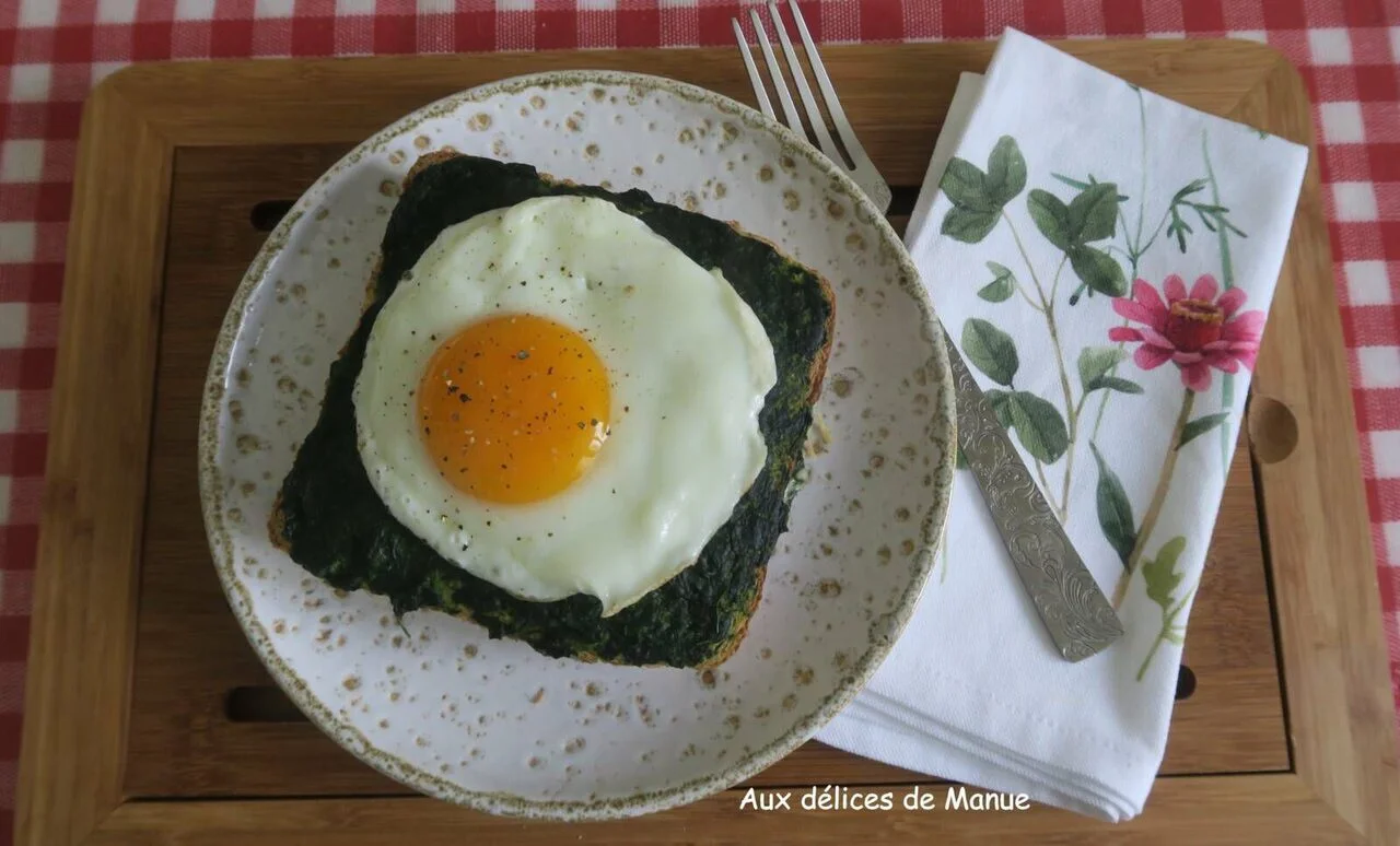 Croque-madame aux épinards à la crème et emmental