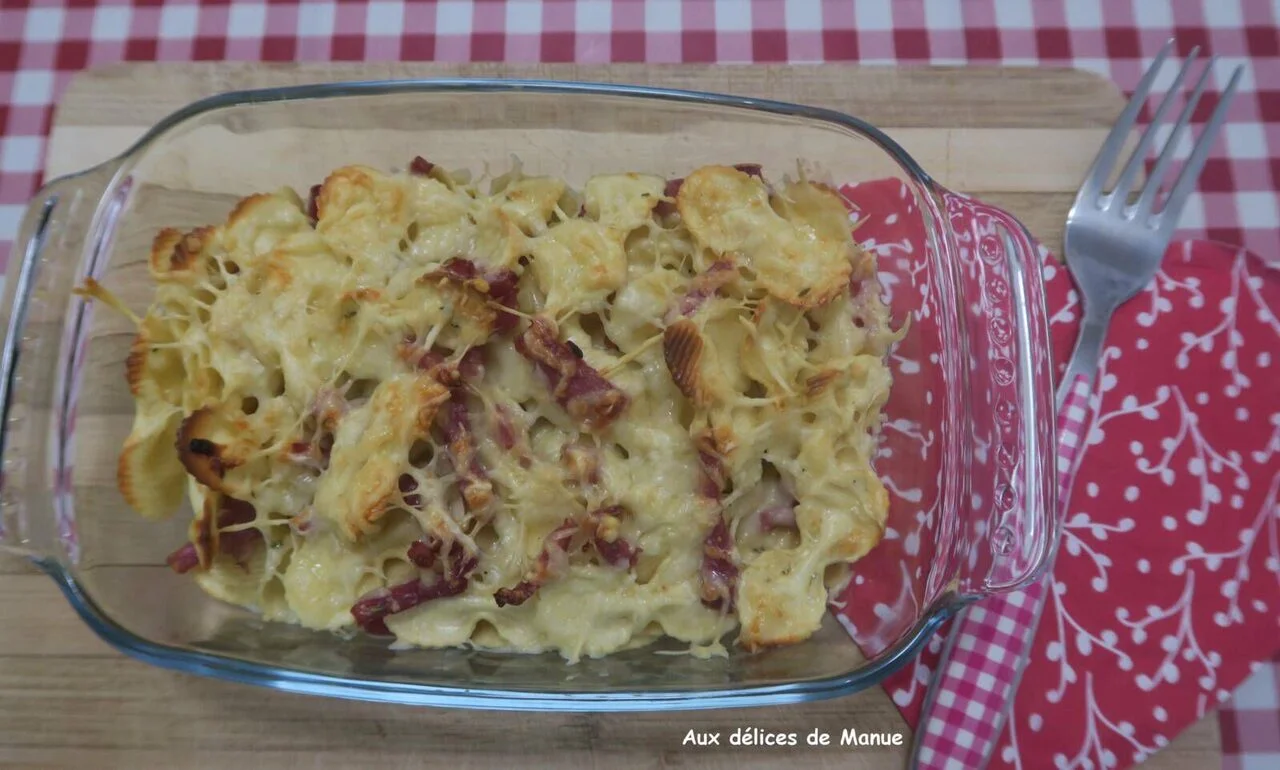 Gratin de pâtes à la cancoillotte et lardons