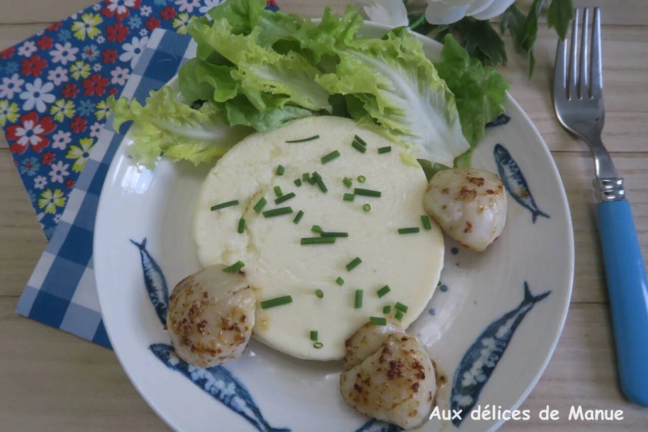 Noix de Saint-Jacques rôties et flan au parmesan