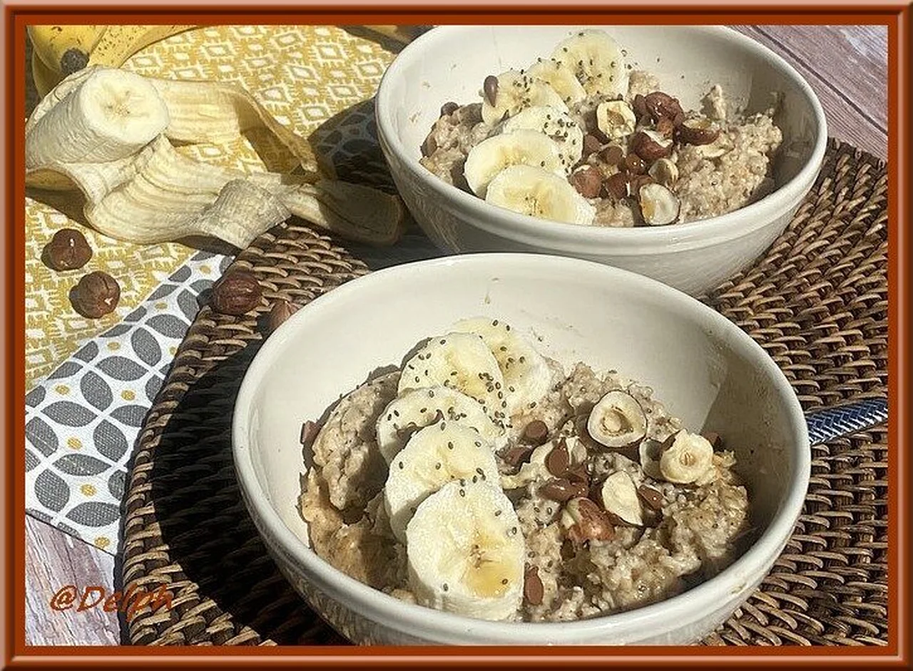 Porridge à la banane et beurre de cacahuète