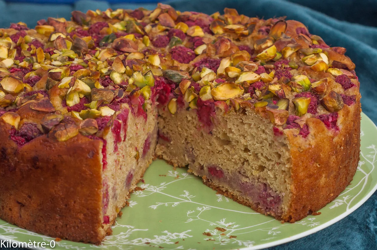 Gâteau aux framboises, ricotta, pistaches et citron