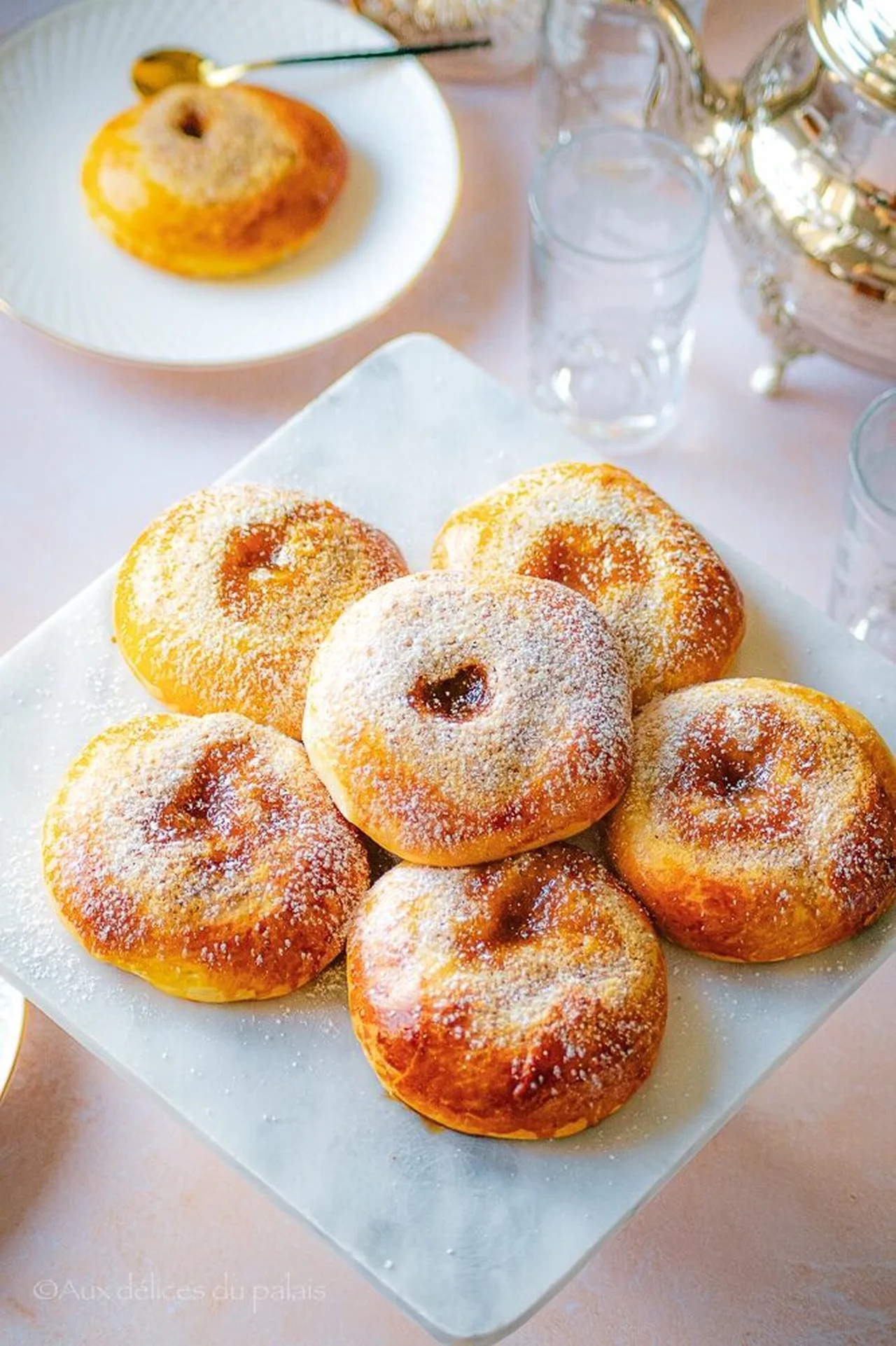 Brioche à la crème d'amandes et confiture