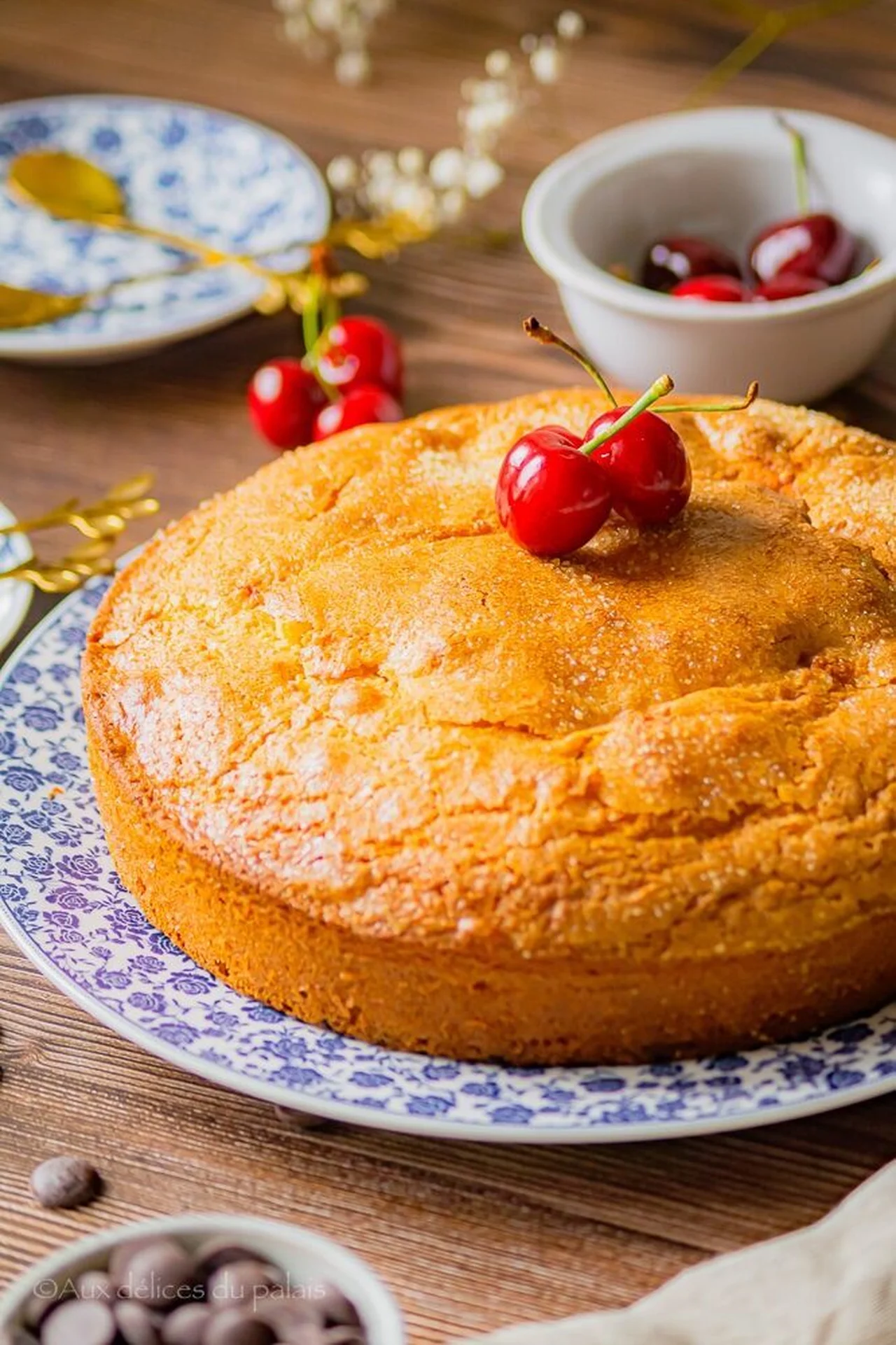 Gâteau moelleux au yaourt aux cerises