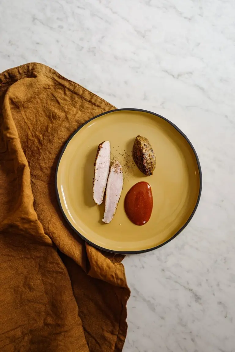 Filets de lapin au zaatar, caviar d'aubergine et BBQ