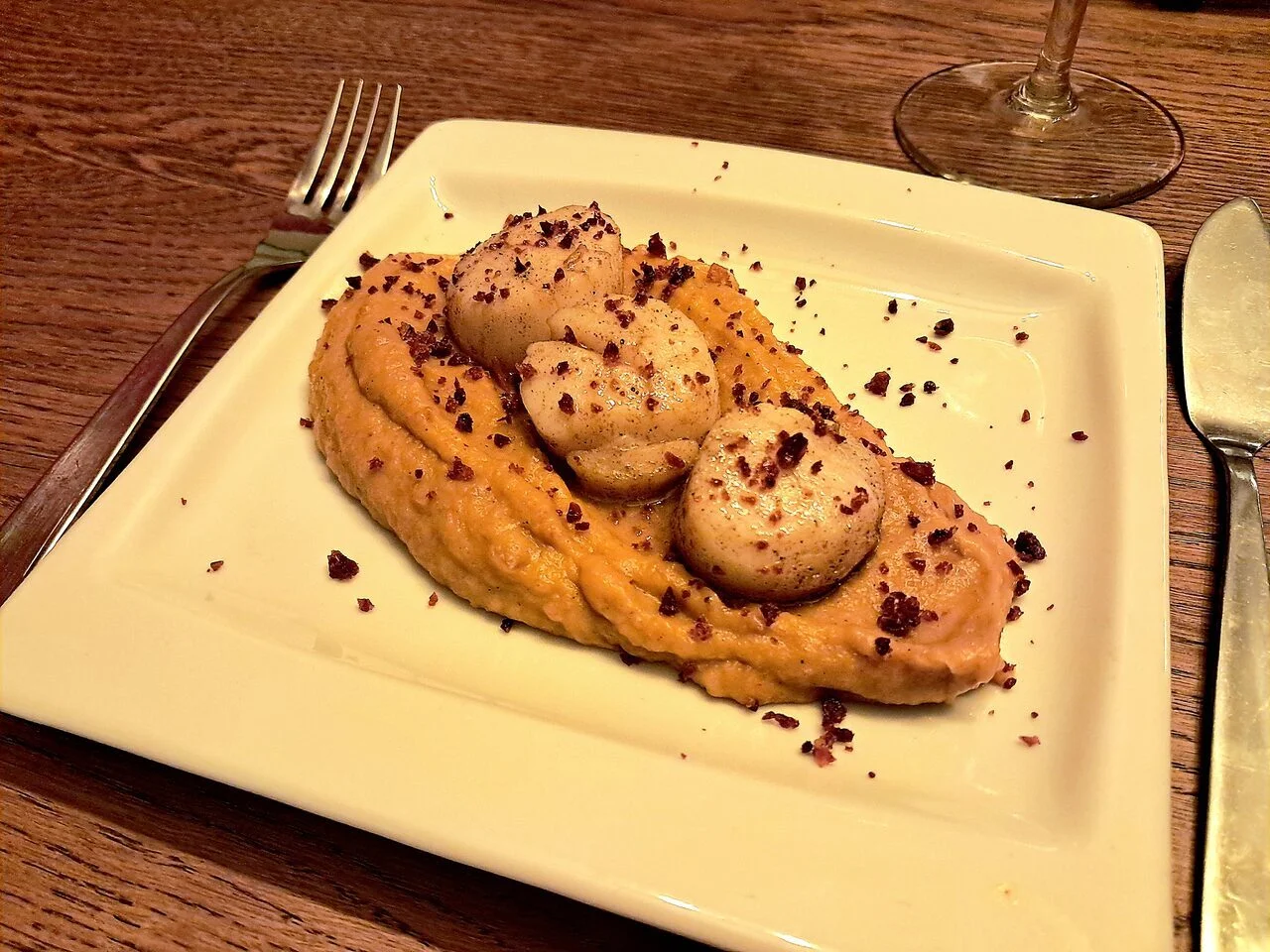 Saint-Jacques, crème de butternut et chorizo