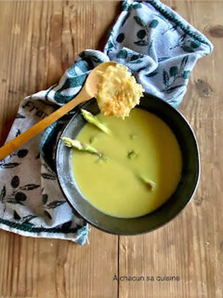 Velouté d'asperges vertes
