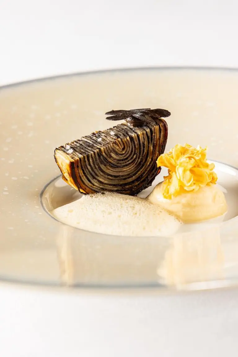 Rouleau de céleri et truffes noires