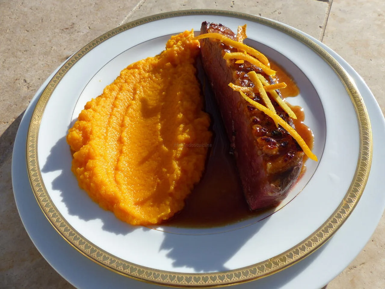 Magret de canard sauce à l'orange et mousseline