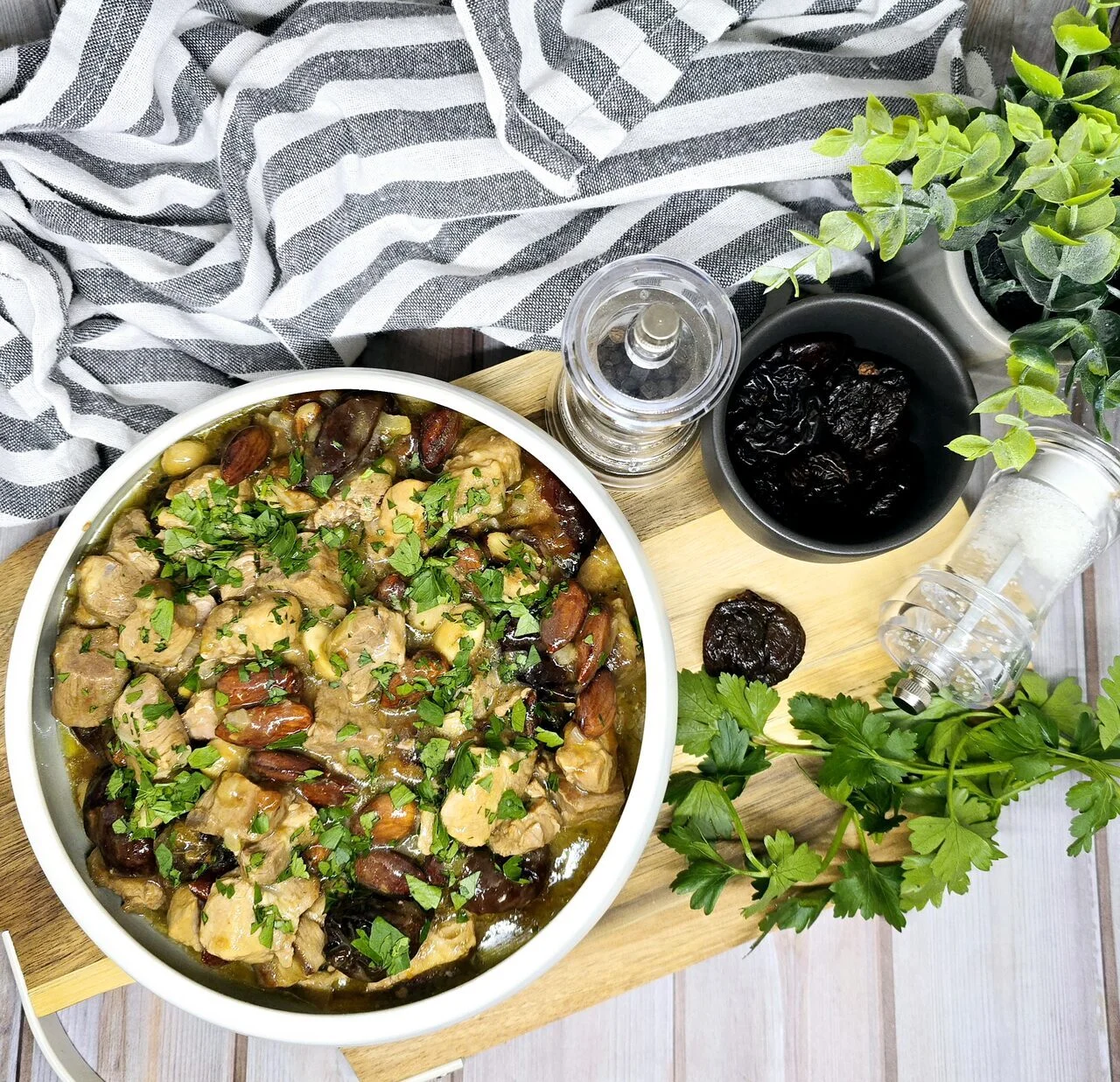 Sauté de porc aux pruneaux