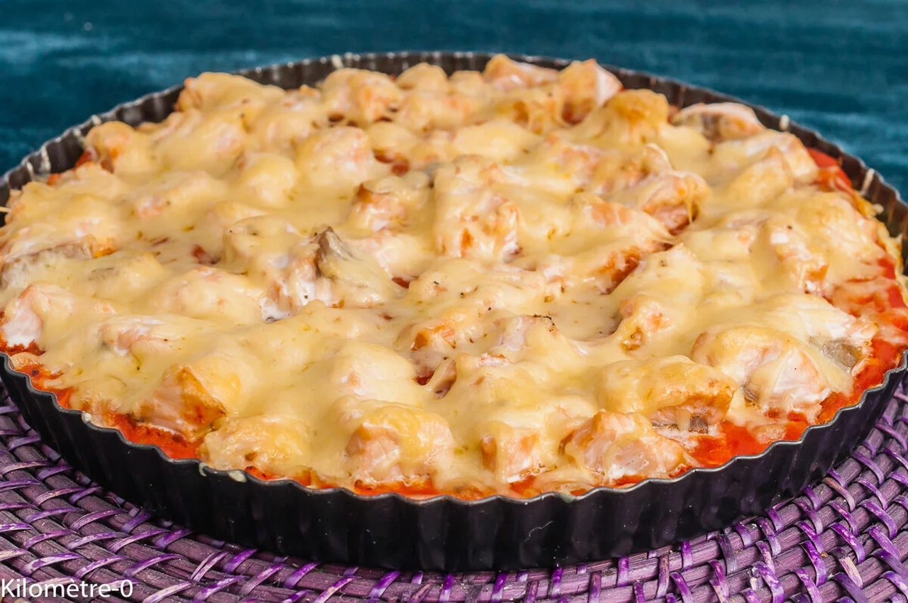 Pizza de chou-fleur au saumon et à l'emmental