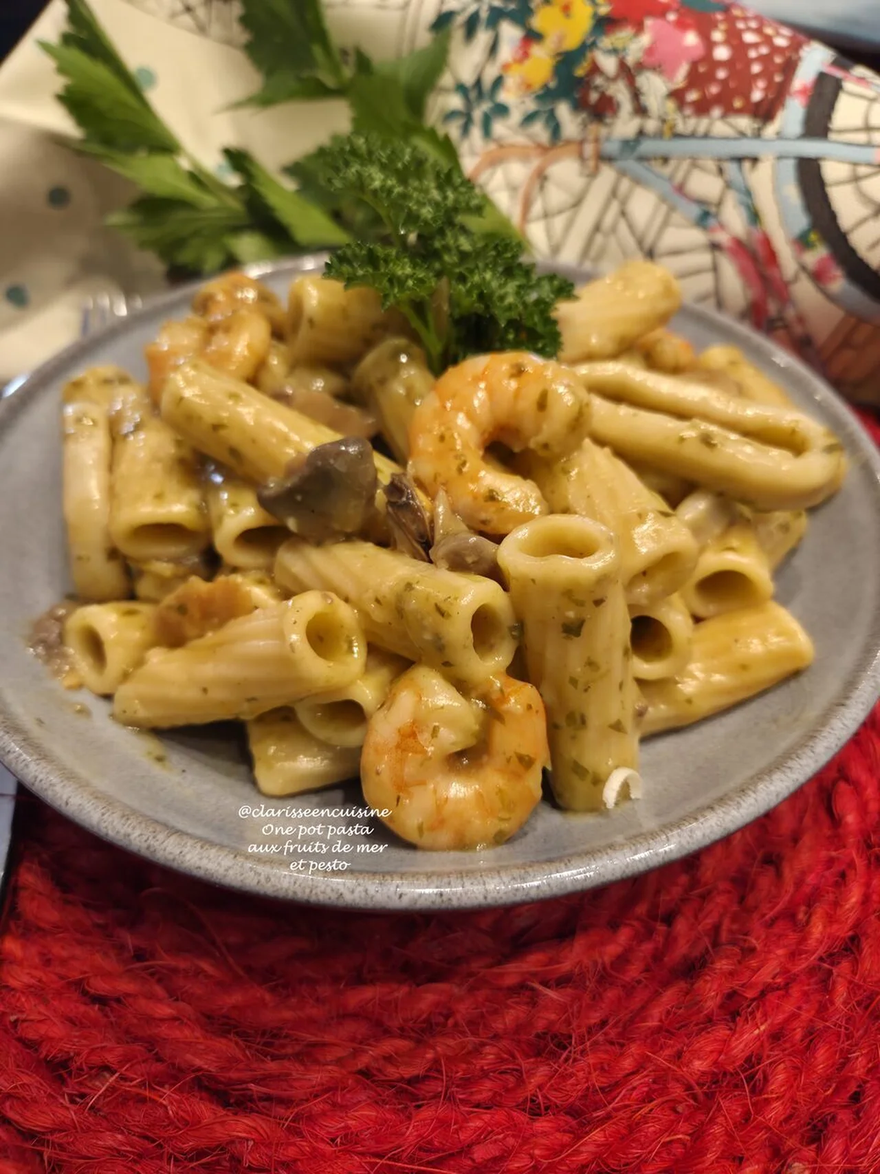 One pot pasta aux fruits de mer et pesto