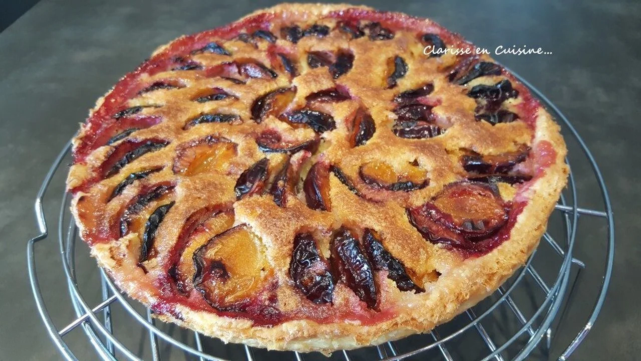 Tarte aux prunes à la crème d'amande