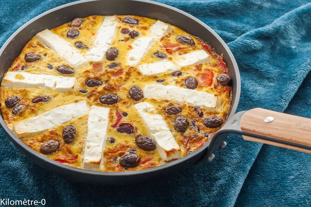Frittata aux poivrons, haricots, olives et feta