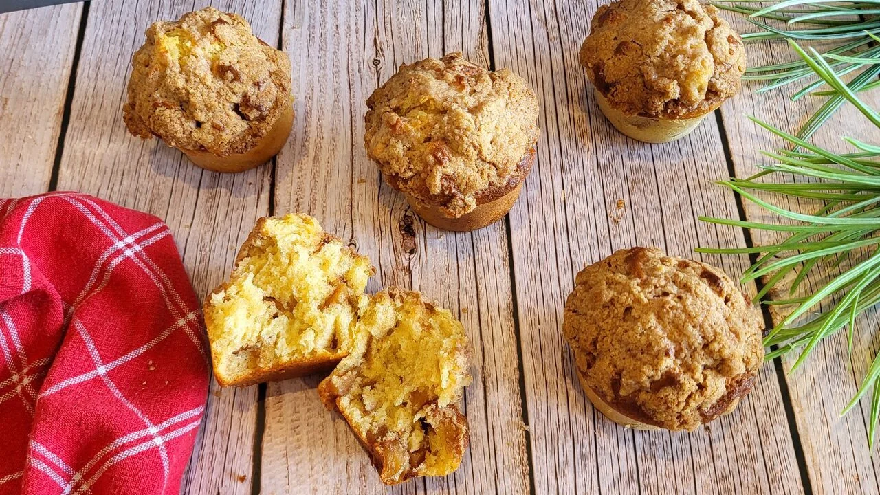Muffins moelleux aux pommes caramélisées