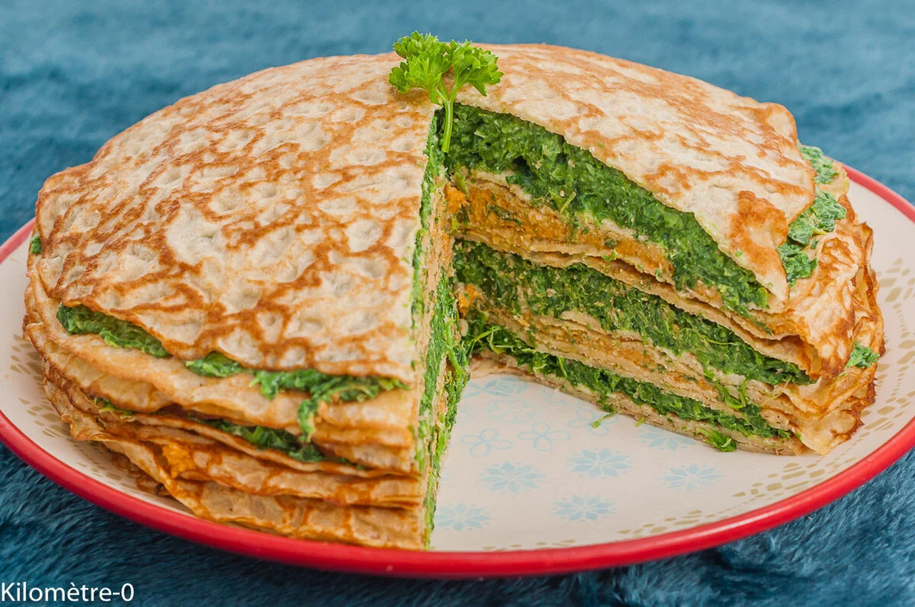 Gâteau de crêpes salées épinards et pois chiches