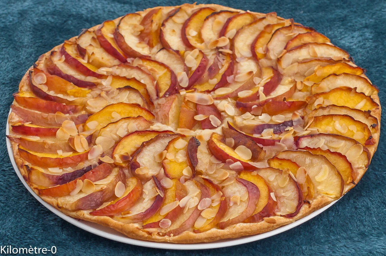 Tarte fine aux deux nectarines