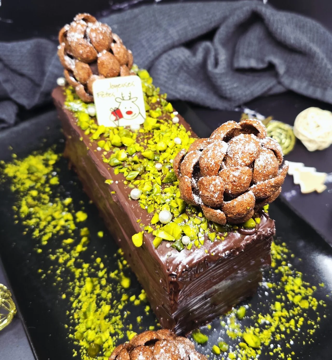 Bûche façon Dubaï