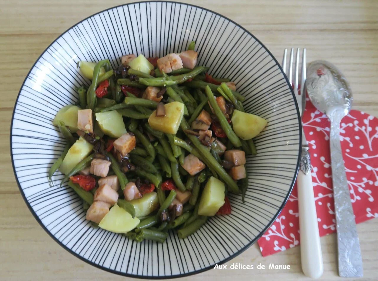 Salade d'haricots verts, pommes de terre et bacon