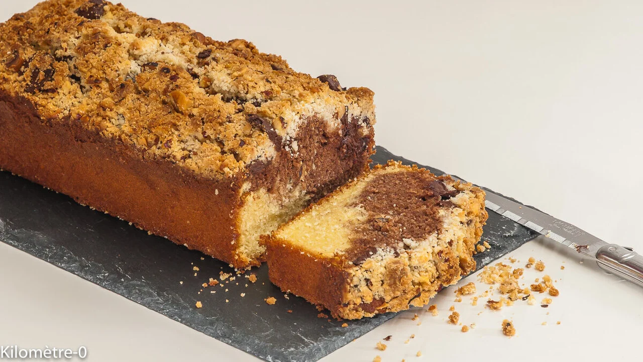 Cake marbré crumble noisette et chocolat