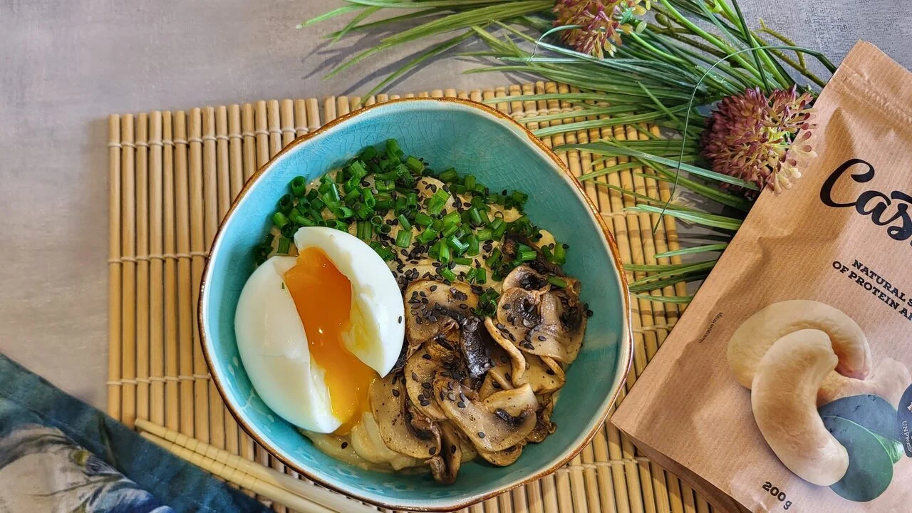 Cashew curry ramen