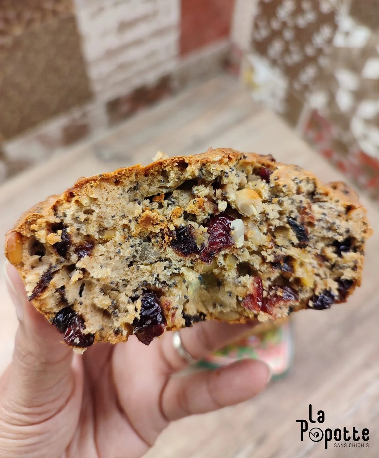 Pain aux graines et fruits secs