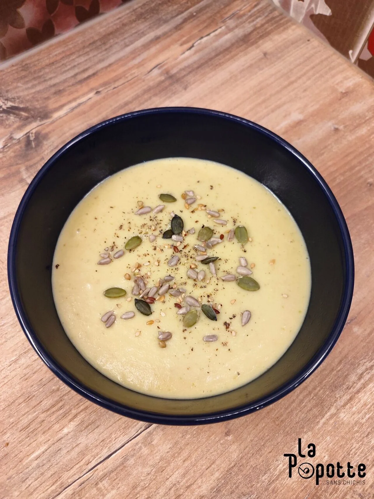 Soupe crémeuse aux endives et pommes de terre
