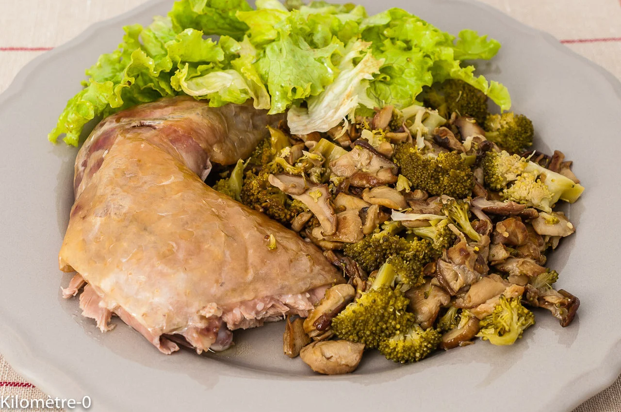 Pintade aux brocolis et cèpes