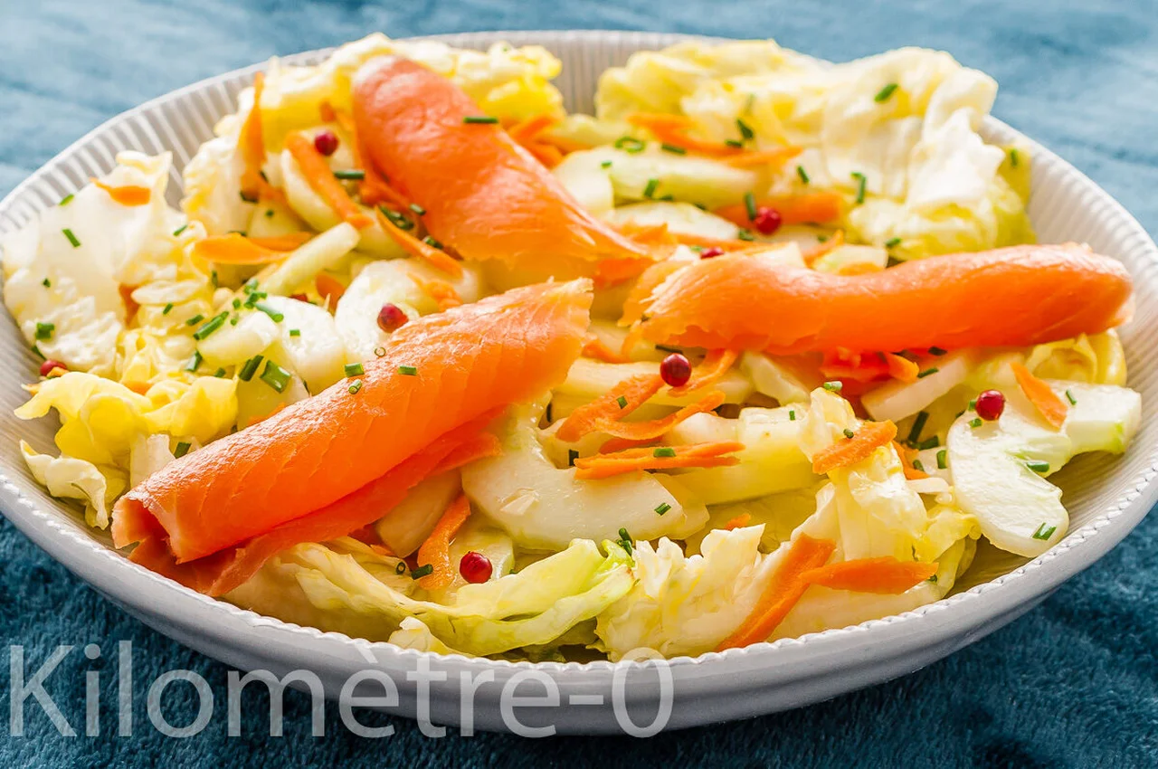 Salade de concombre au saumon