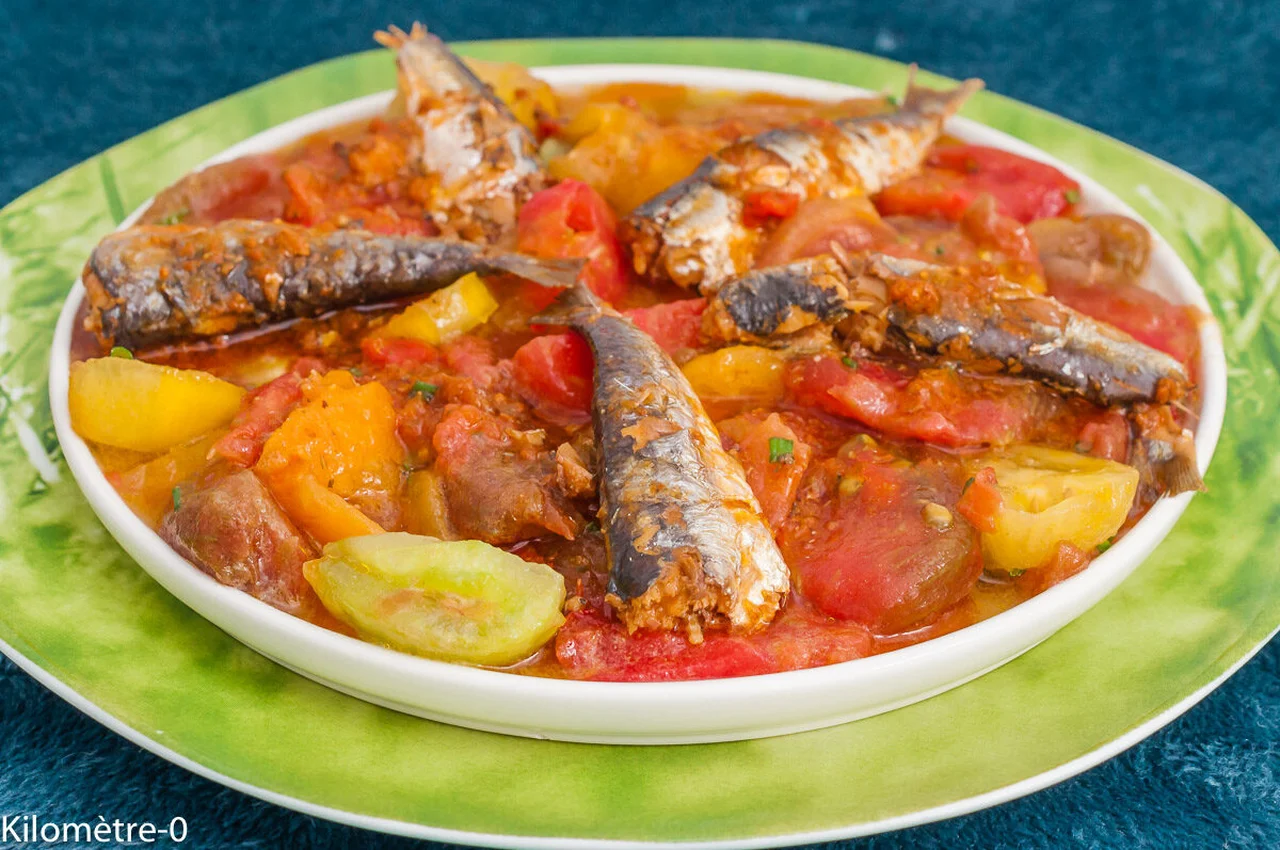 Salade de tomates anciennes aux sardines ou maquereaux