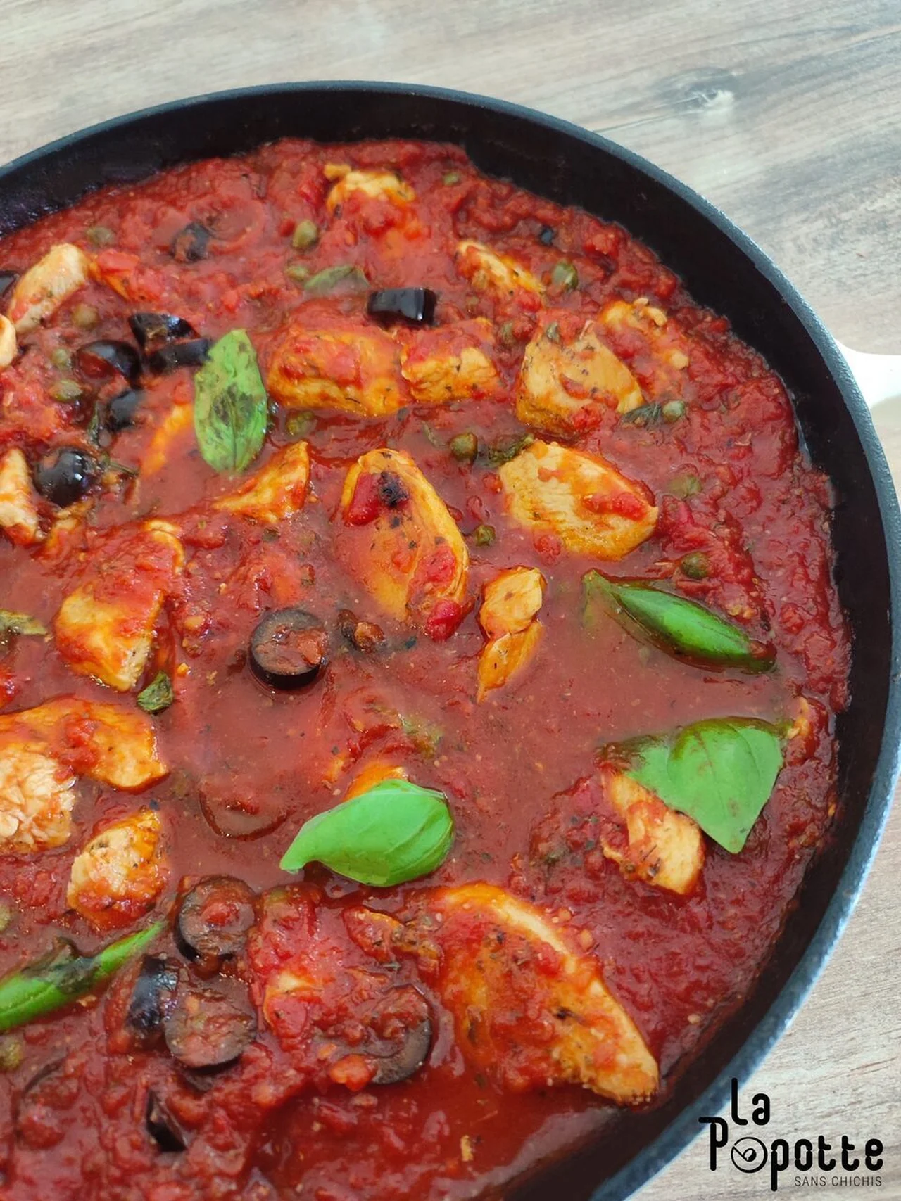 Poulet sauce puttanesca