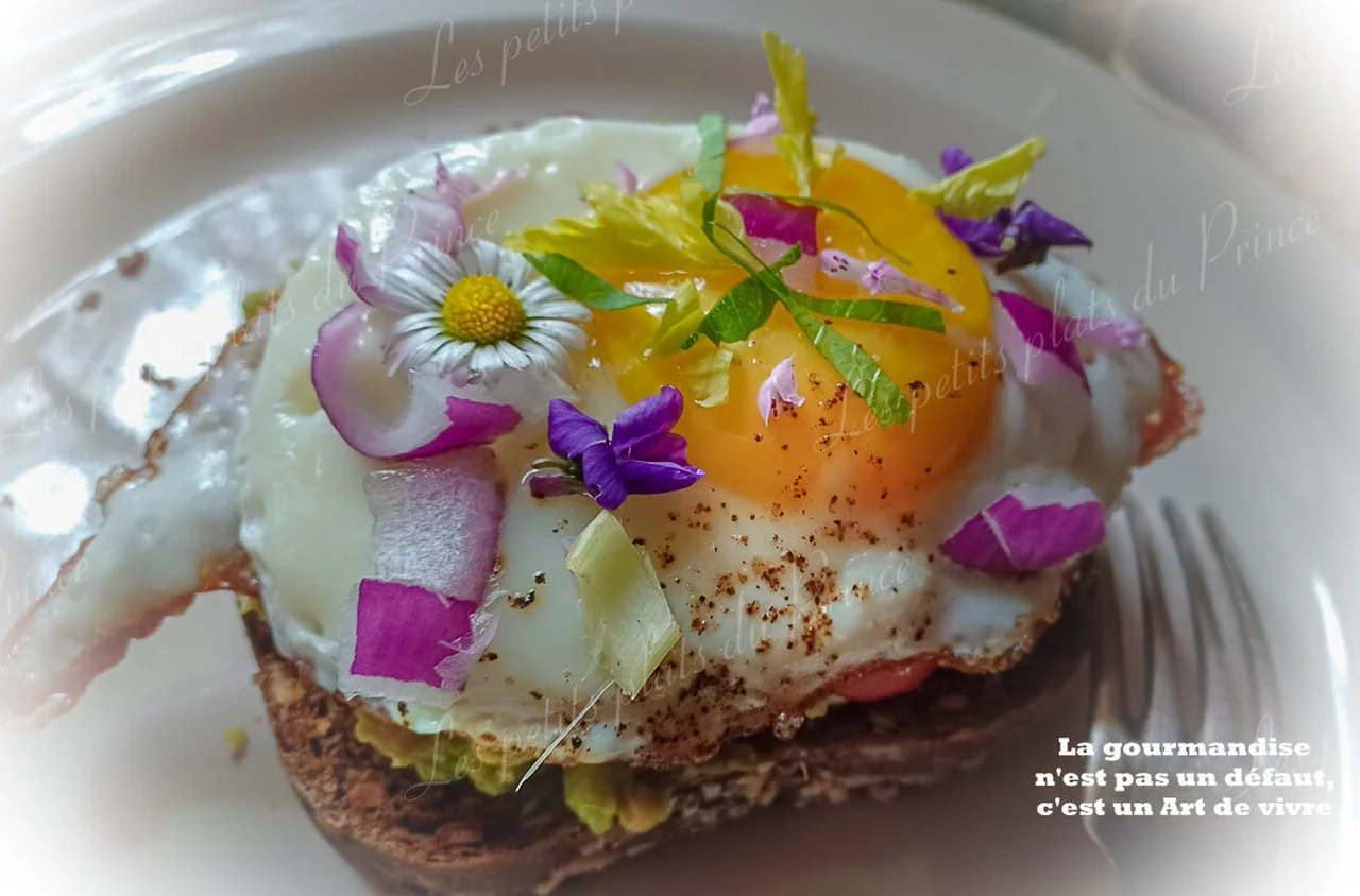 Avocado toast printanier