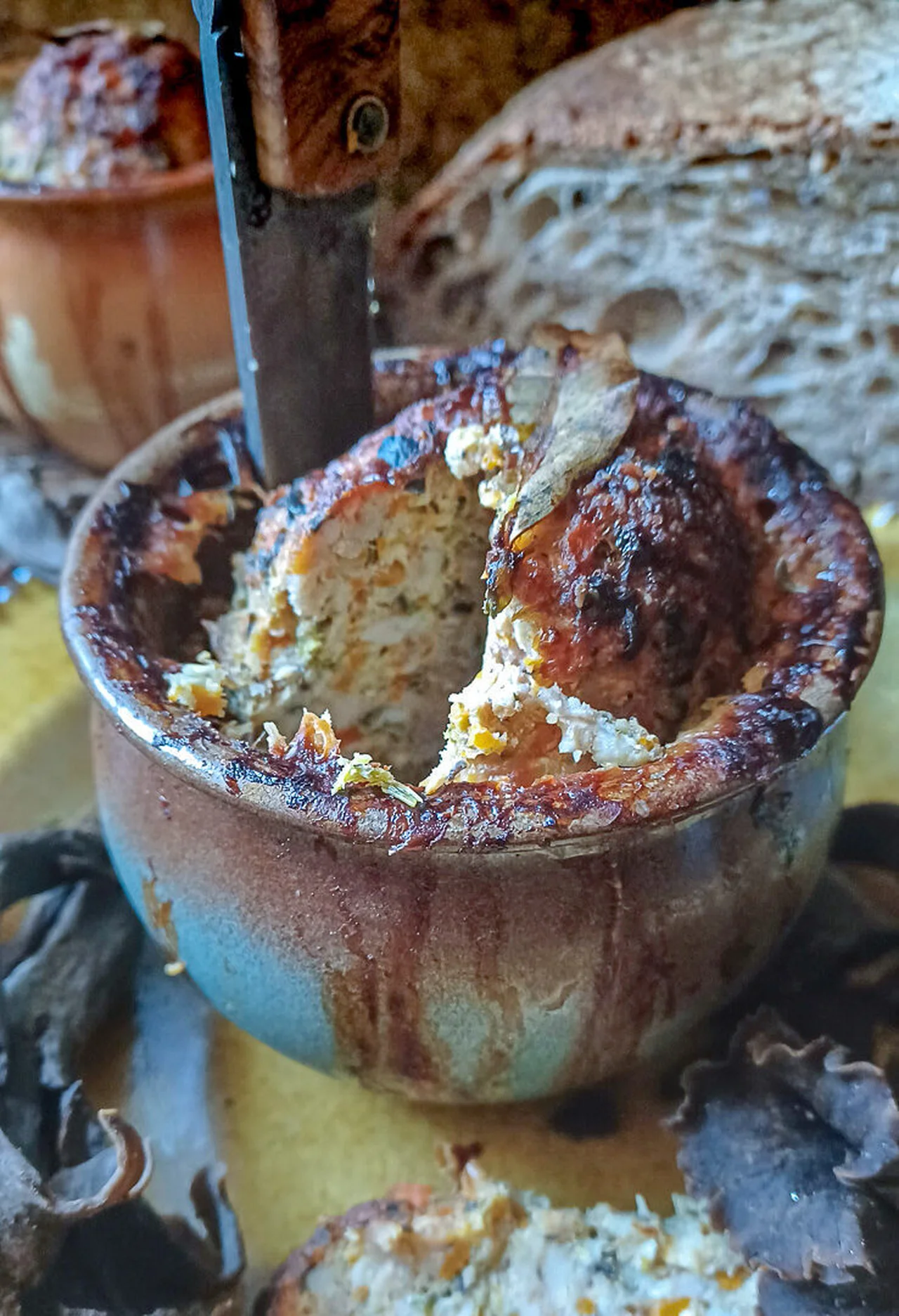 Pâtés de cochon aux trompettes de la mort