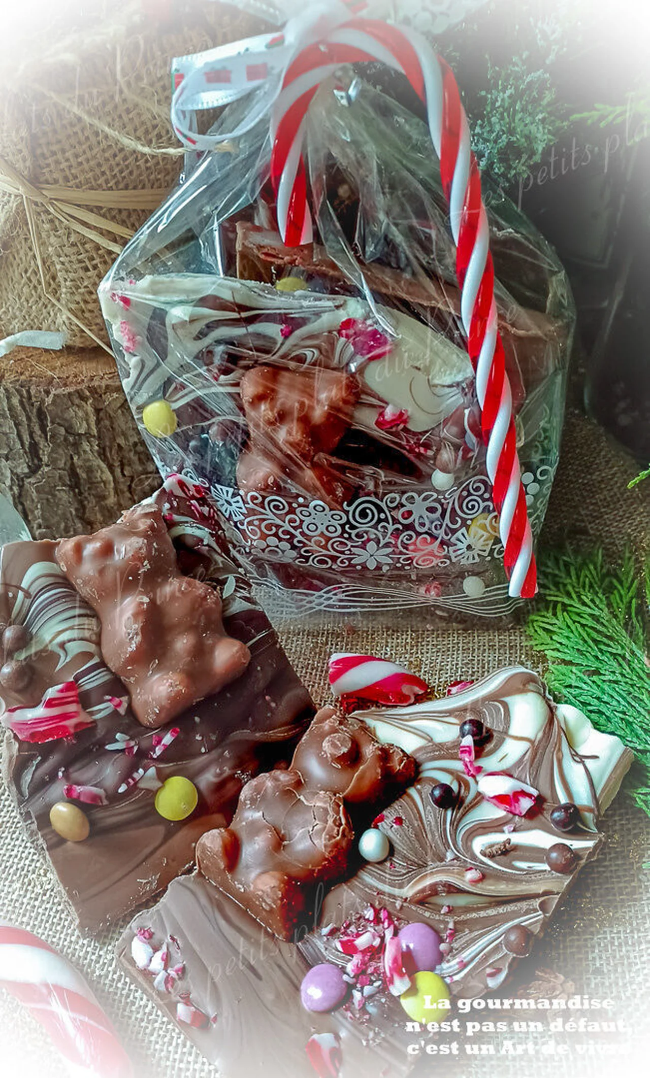 Plaques de chocolat décorées pour Noël