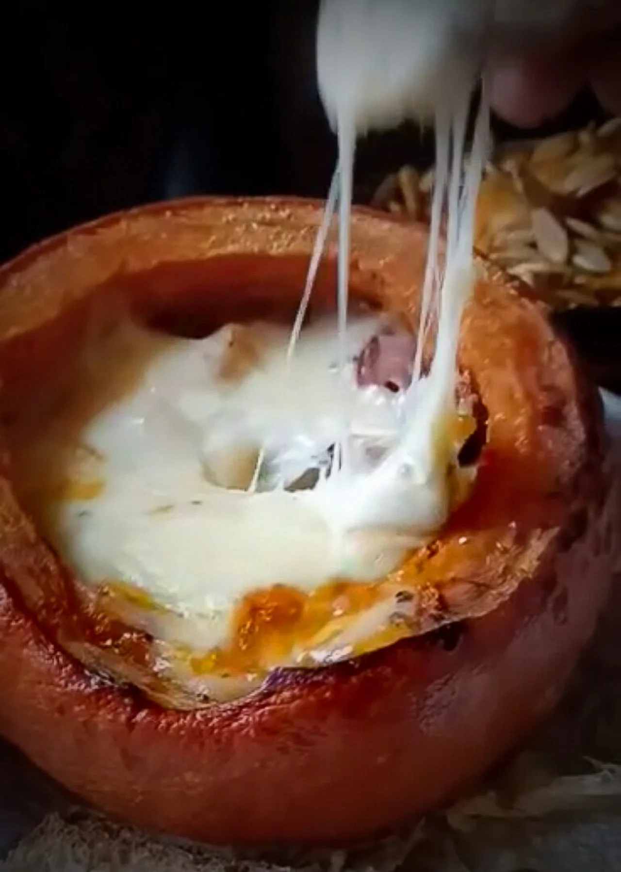 Potimarron farci à la raclette