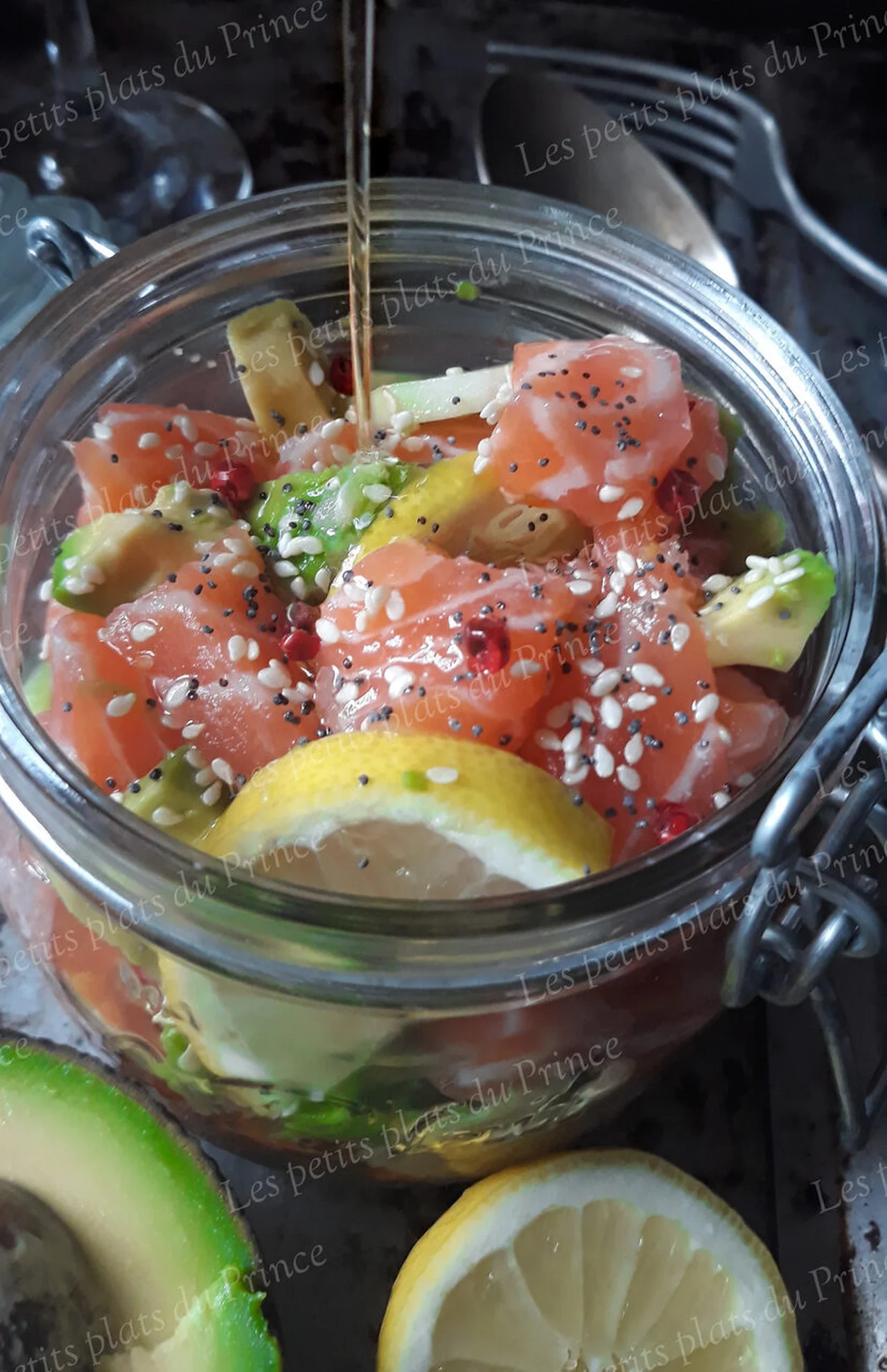 Salad jar saumon mariné, pomme de terre et crudités