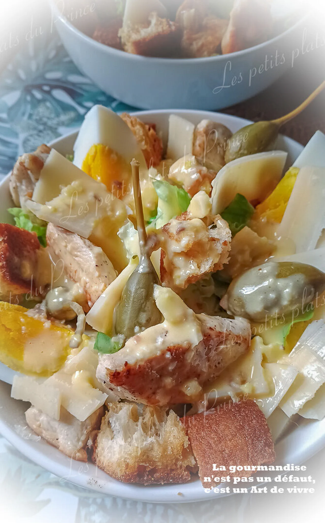 Salade composée au poulet, inspiration salade César