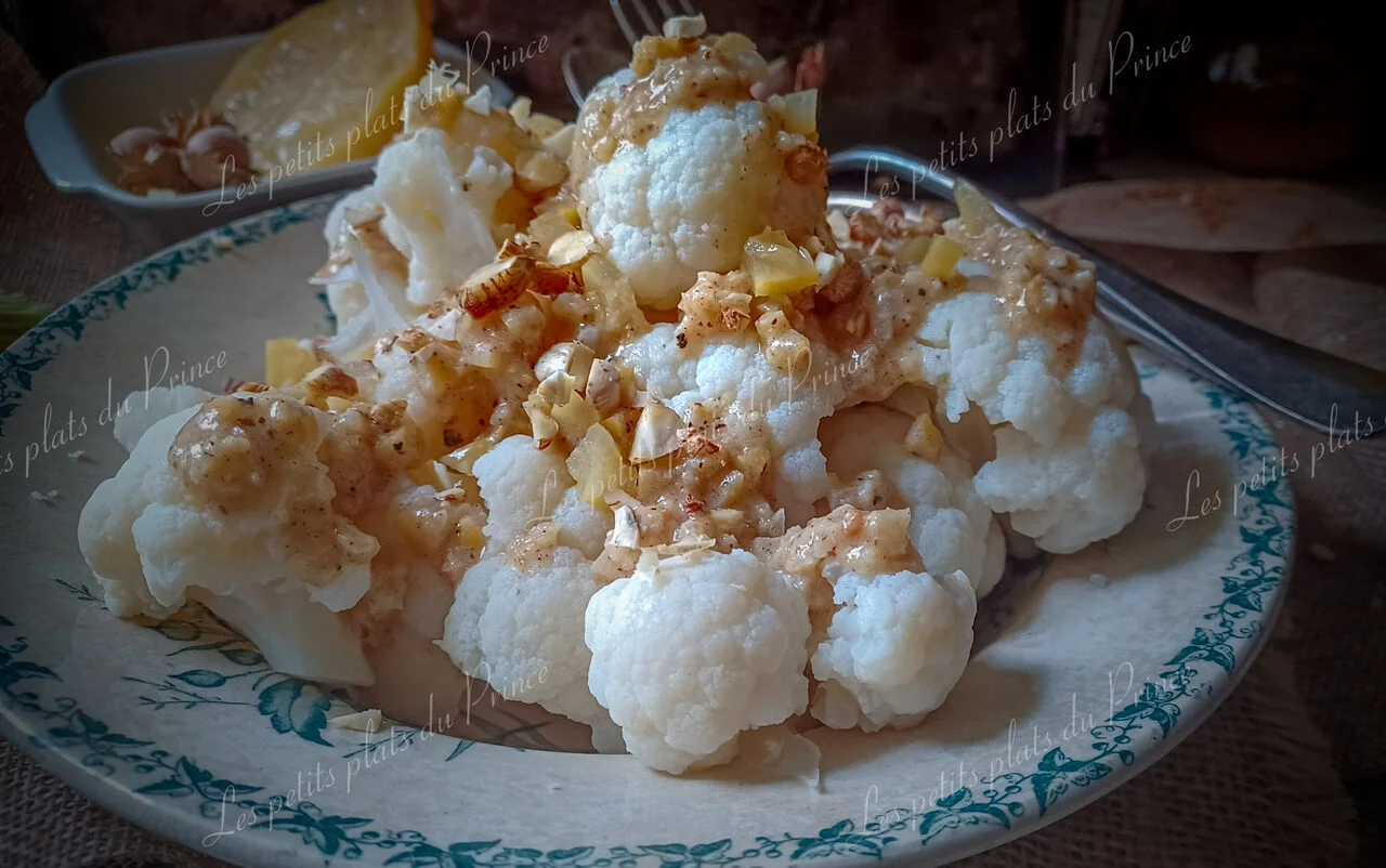 Salade de chou fleur au citron confit et noisettes