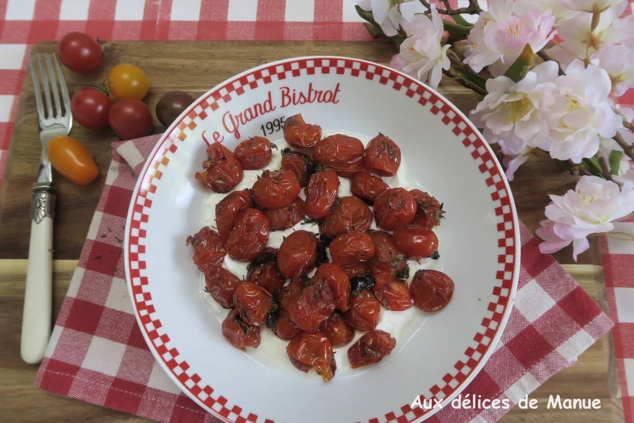 Tomates cerises rôties sur crémeux à la feta
