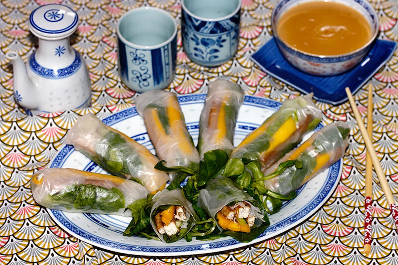 Rouleaux de printemps au tofu, sauce arachide